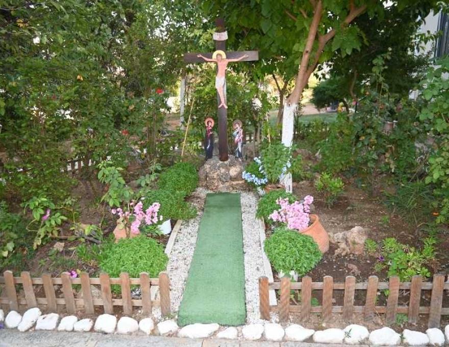 Αγίων Αποστόλων Πέτρου και Παύλου3