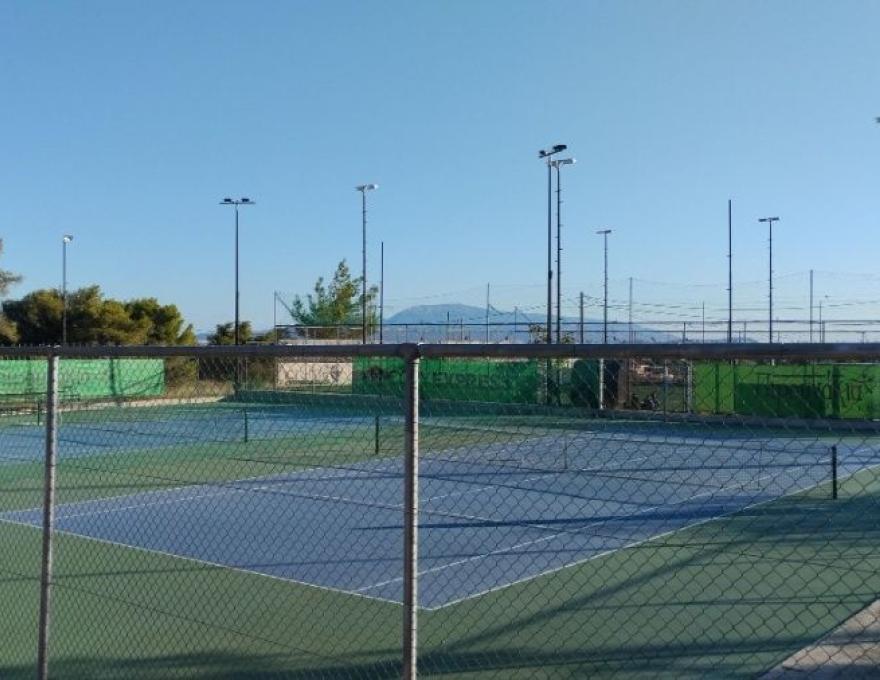 Δημοτικό γήπεδο τέννις0