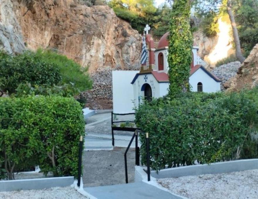 Εξωκκλήσι Αγίου Αθανασίου του Αθωνίτου0