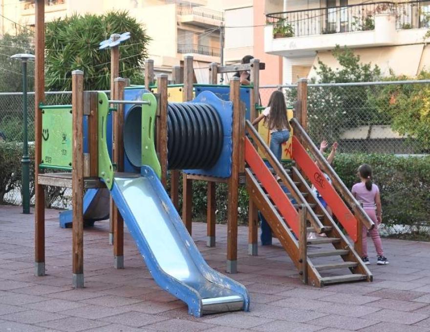 Παιδική χαρά Πλ. Καλλίας3