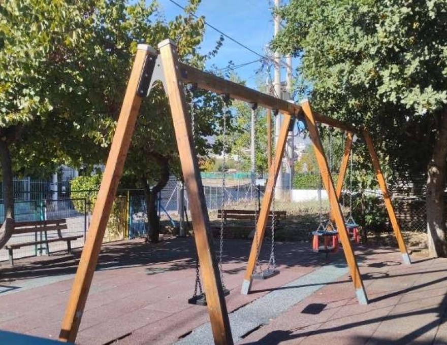 Παιδική χαρά Σάμου2