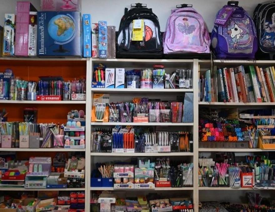 Πετάει Πετάει το βιβλίο3