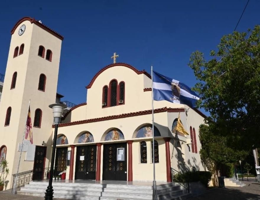 Πλατεία Αγίου Διονυσίου2