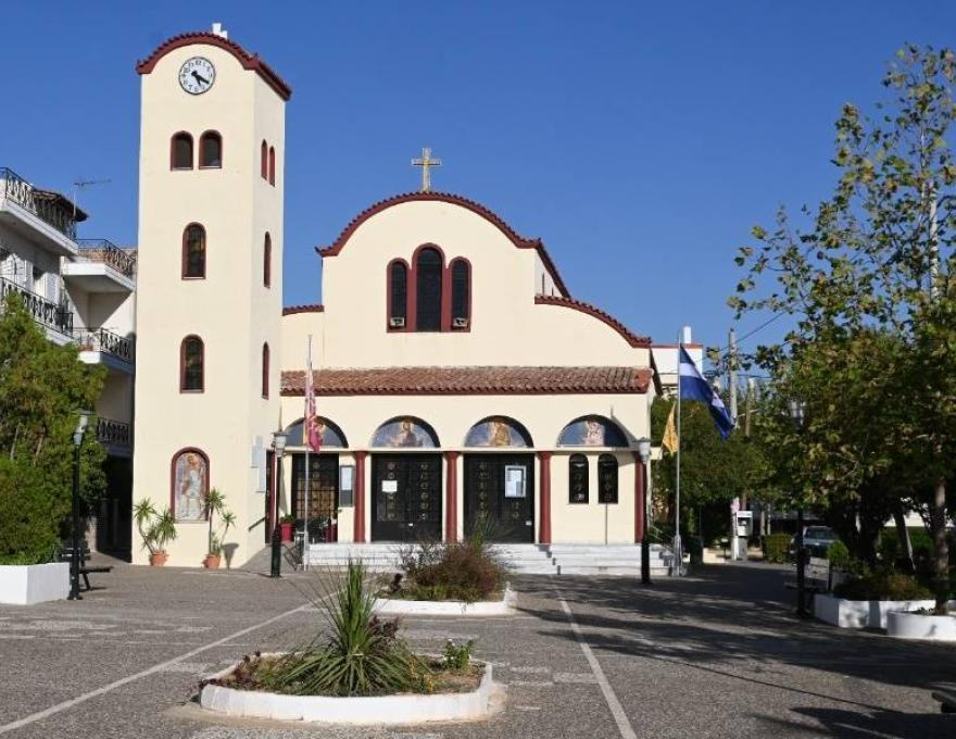 Πλατεία Αγίου Διονυσίου1