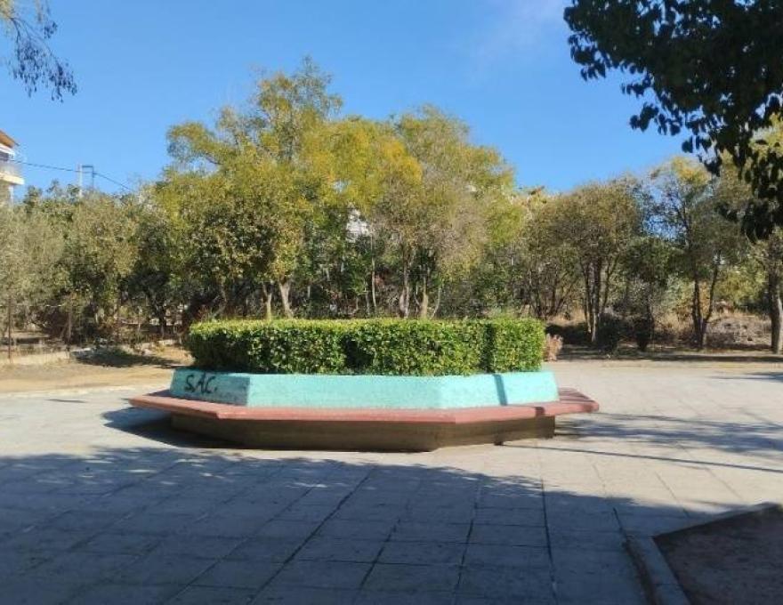 Πλατεία Ανανέωσης2