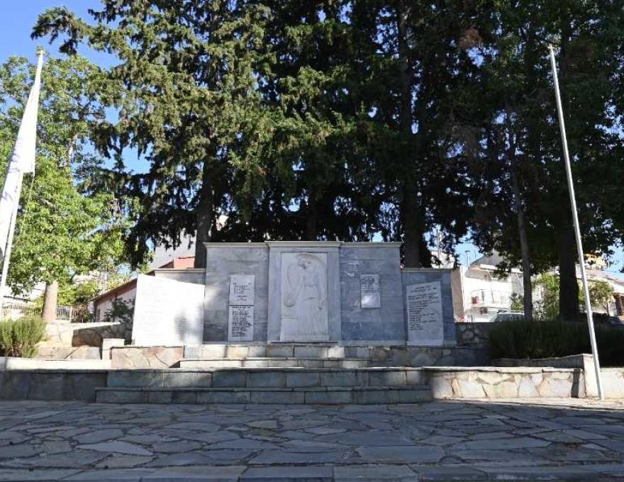 Πλατεία Ηρώων0