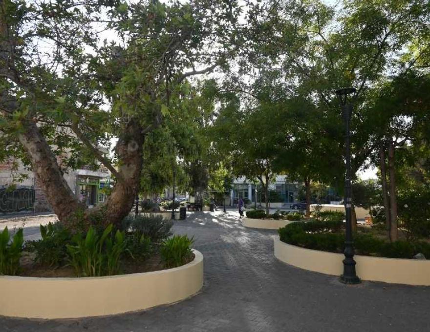 Πλατεία Καράβου3