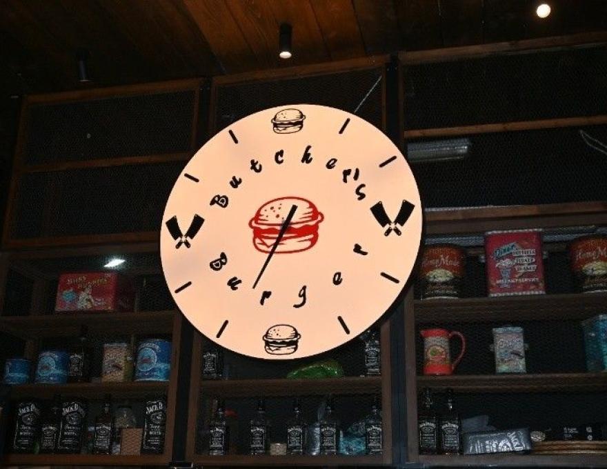 Butcher's Burger0
