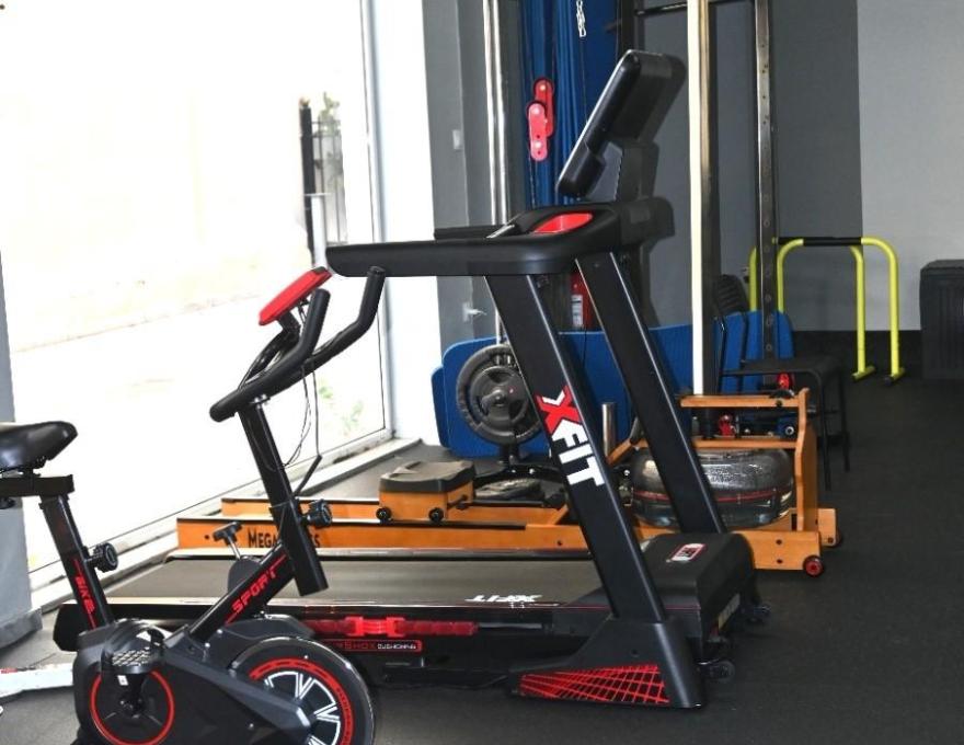 Fitness lab by John Gzou4