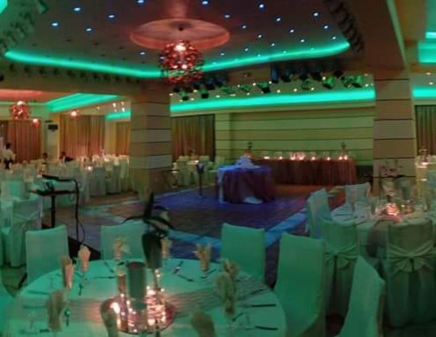 Paradise Hall Parness2