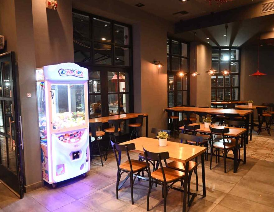 Parnis Palace Hotel Suites0