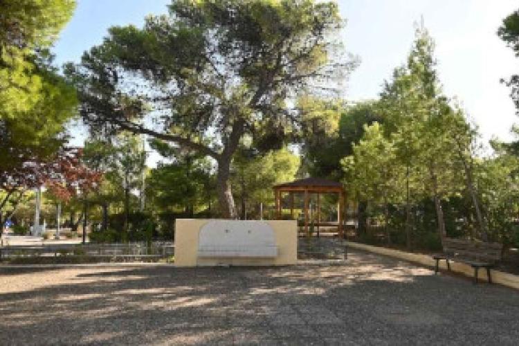 Πλατεία Αγίας Τριάδας Θρακομακεδόνες