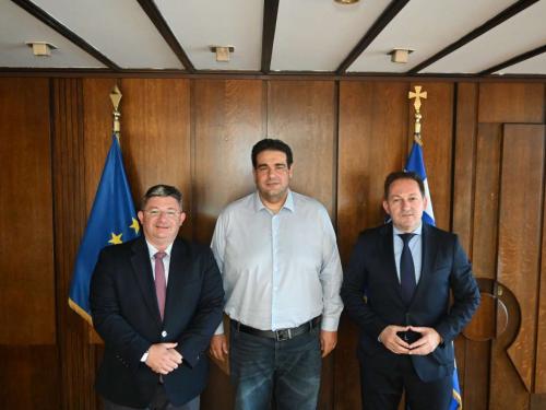 Σημαντική συνάντηση του Δημάρχου Αχαρνών Σπύρου Βρεττού με τον Υπουργό Εσωτερικών Θοδωρή Λιβάνιο για οικονομικά ζητήματα