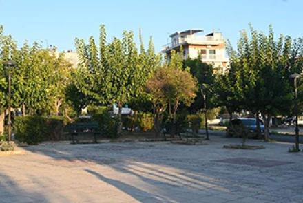 Πλατεία Χρήστου Δέδε & Αγίας Μαύρας